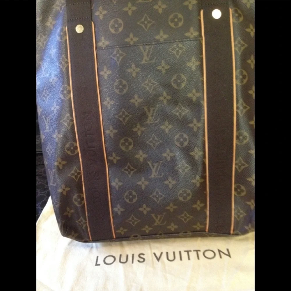 Monogram - Picture 2 of 5